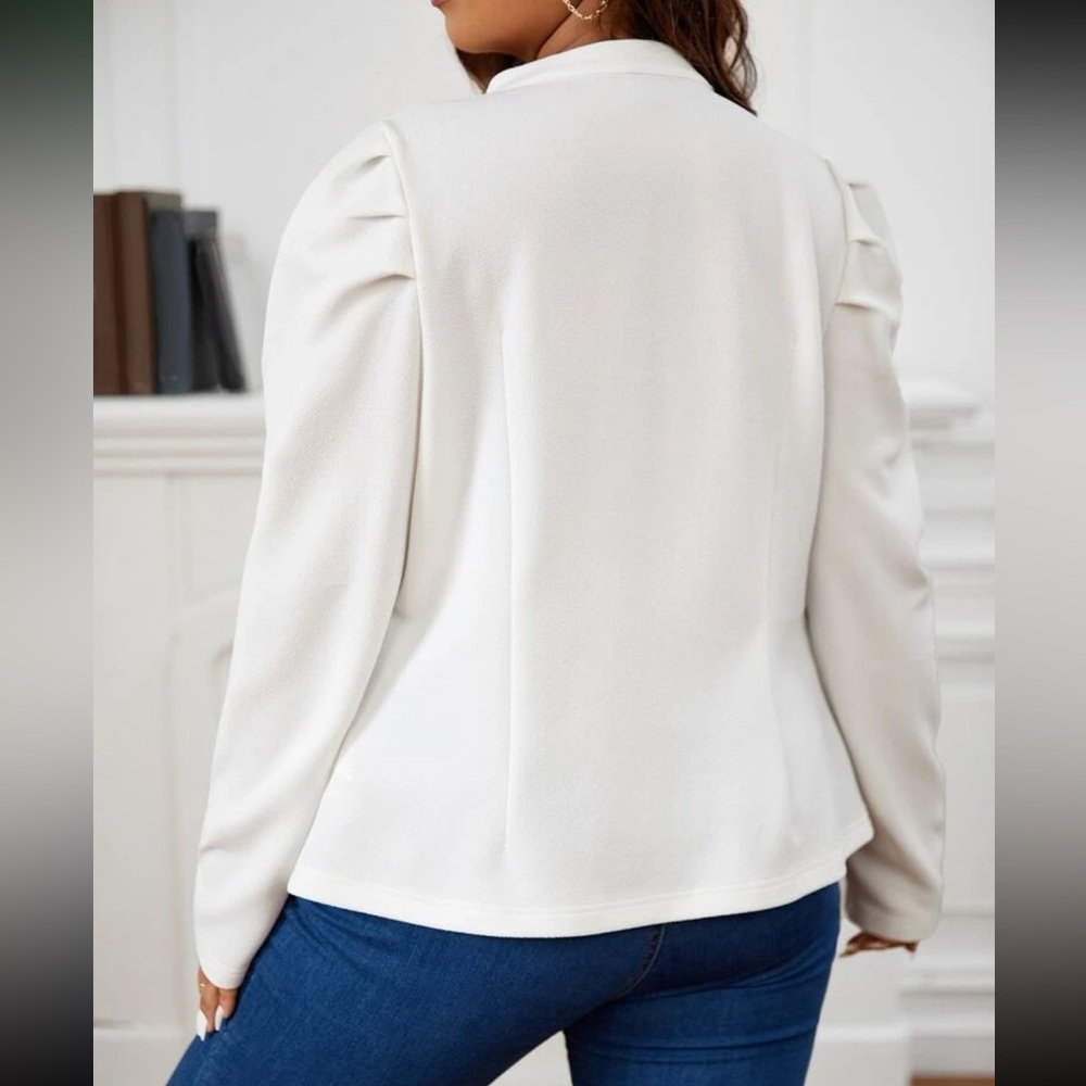 Plus size black puff sleeve jacket - Picture 10 of 15